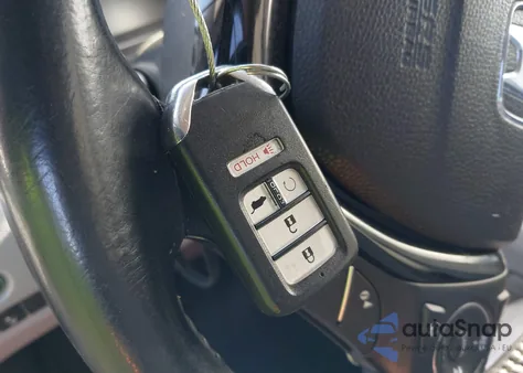 2017 Honda Pilot Touring from USA, damaged, VIN 5FNYF6H91HB035165